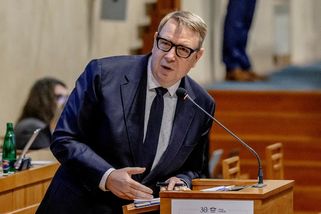 Zásadní prohlášení k důchodovému věku: Juchelka upřesnil, kdo bude mít poslední slovo o novém stropu